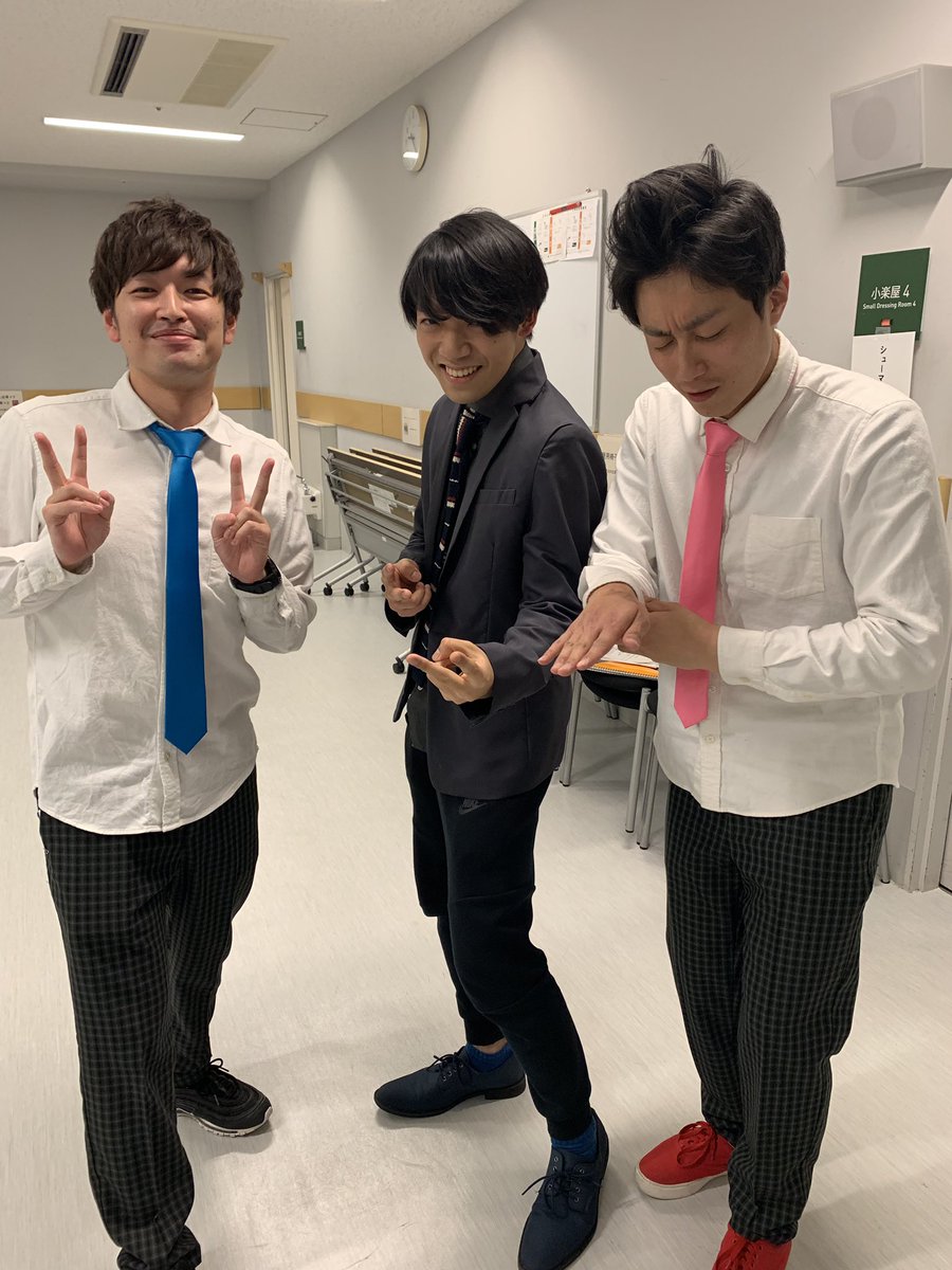 伊沢拓司 本日の講演 ありがとうございました Quizknock 頑張るぜ というのを1000倍くらい遠回しに かつ細かくお伝えしました 眠かった方もおられましょうが 何かになれば幸いです お世話になったシューマッハのお二人と ホントに正面から見