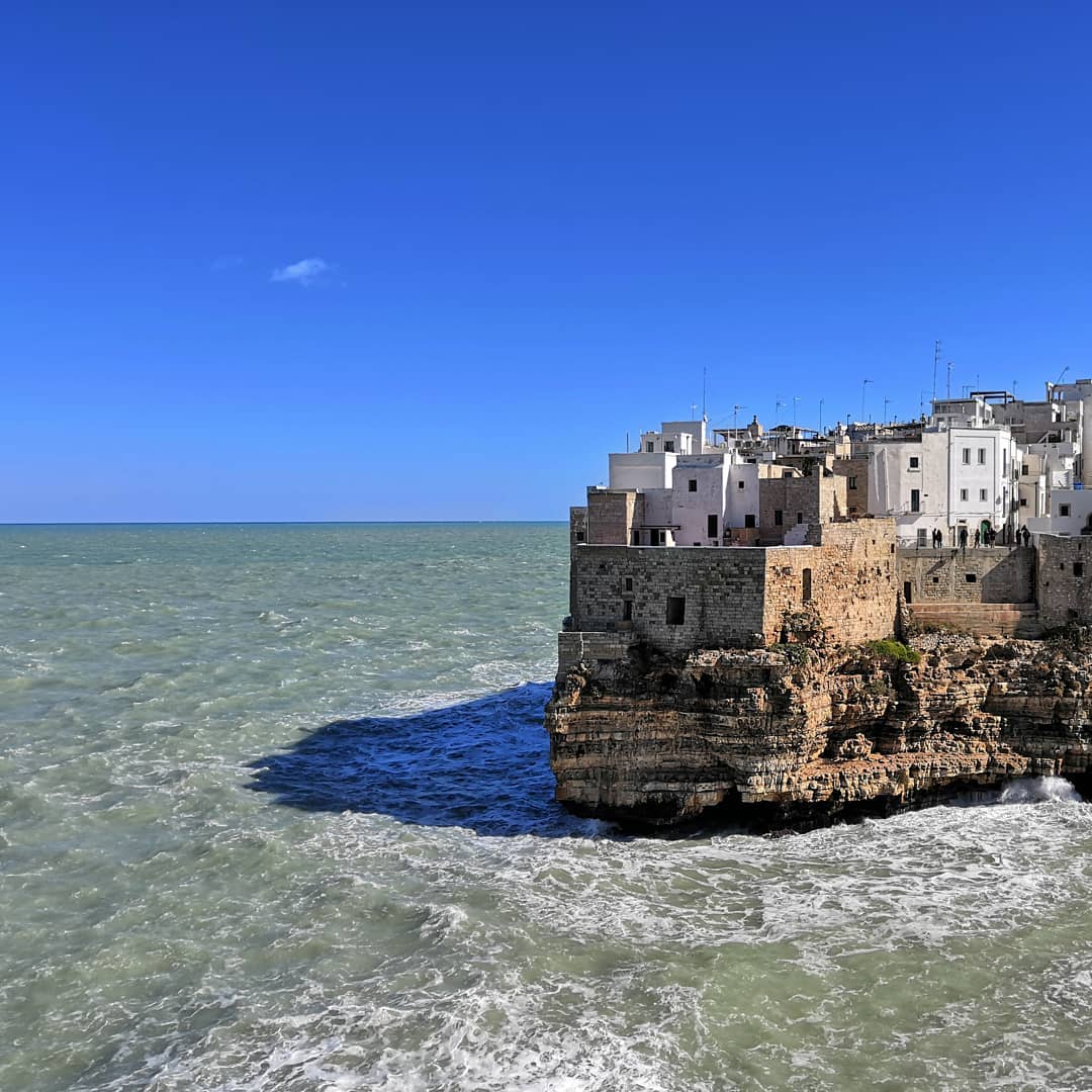 Welcome to Polignano, one of the most photographed spots in Puglia.
#WeAreinPuglia 
📸 @ gianvitoteofilo