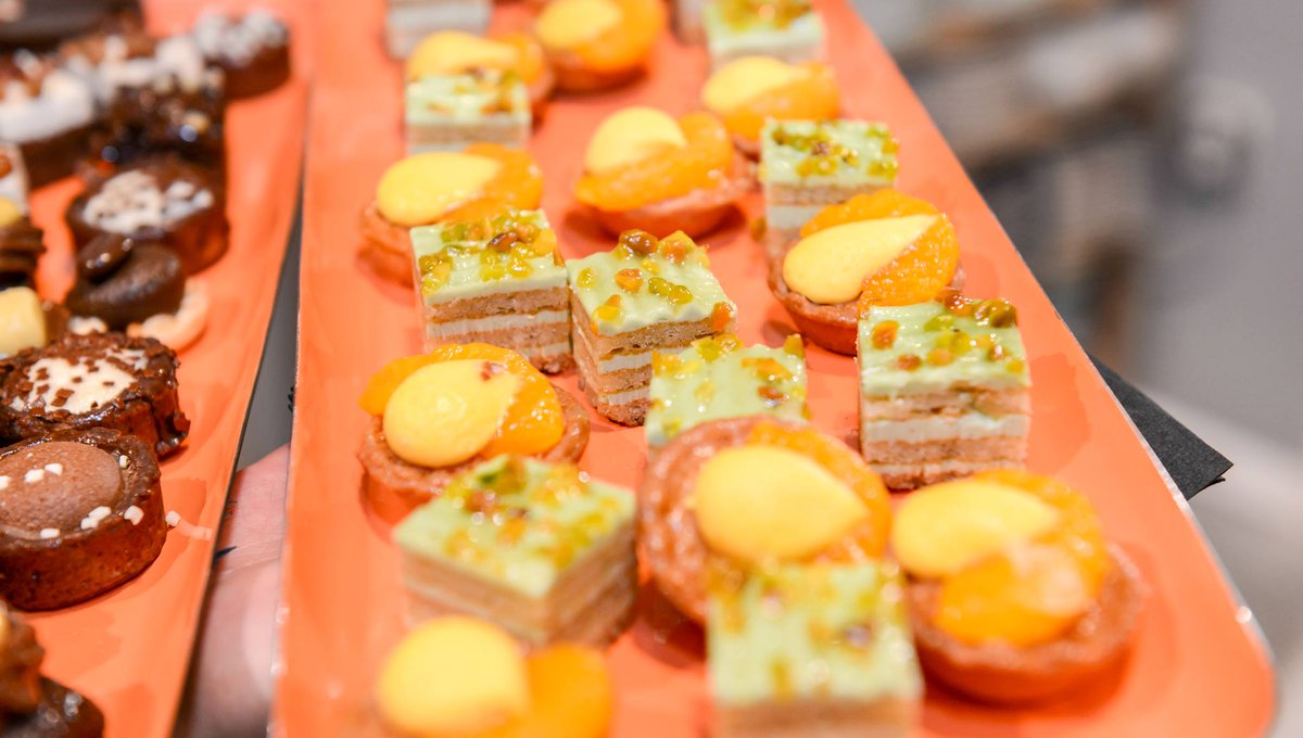 barokmiami's tweet photo. The blend of fresh flavors just inviting your sweet tooths to take a nibble. Don't just wait! Life is too short to not enjoy some of these delicacies... 😉

Photos: Maison Du Monde #Miami opening night - https://t.co/58kPubpnrt - Free Quote Available https://t.co/tHvKn8ZjZs