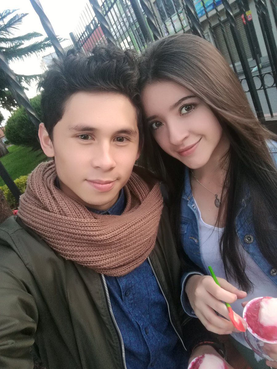 Ivan_Huellas's tweet photo. Hace exactamente un año comenzamos nuestra historia de amor, la historia más bonita del mundo. Desde entonces no ha habido un solo dia en el que no hayamos podido disfrutar de la felicidad que solo Dios nos puede dar. Feliz aniversario mi niña, el primero de muchos @nata.9703 💕 https://t.co/FVpftNP0Yi