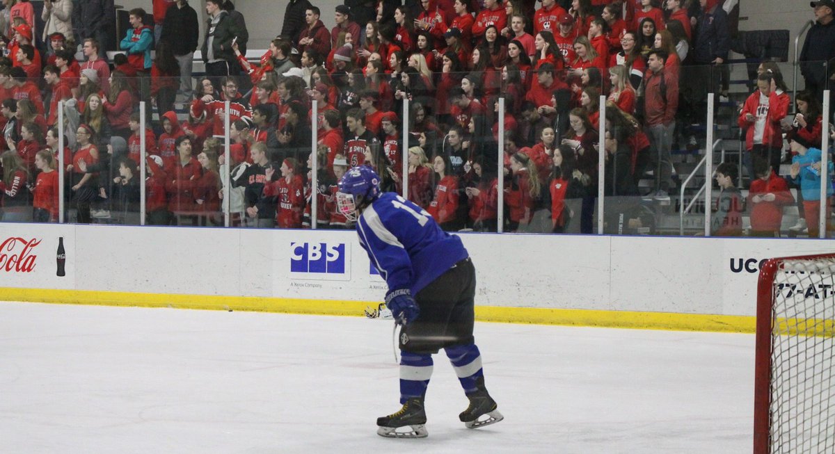 Zmar13's tweet photo. This year was the toughest hockey season I ever had to play. First practice of the year I tore my wrist. Playing all year with a torn wrist was a blessing and curse. Happy I got to play. Love this game. HS🏒 surgery completed✅ https://t.co/cNW165TdHt