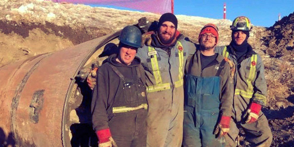 AkkermanInc's tweet photo. A crew from Neptune Coring of Edmonton, AB pauses for the camera following the completion of a 300-lf. culvert using 84-in. casing and an #AkkTBM under Highway 1 in Wolseley, Saskatchewan.
#NoDisruptionNoProblem #TunnelBoringMachine https://t.co/lour8wzljS