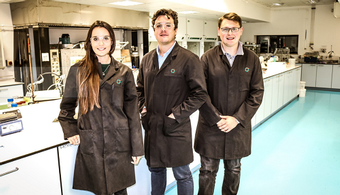 PaintSquareApp's tweet photo. Read Interesting News: Research: SSPC Welcomes Colombian Chapter/Progress Made on Corrosion Inhibitor. Read more in our #PaintSquareApp News https://t.co/oJnijcSdcM English/Español. #sspc #sspcchapter #sspc2019 #colombia #corrosion #protectivesteel #coatings #smartcoatings https://t.co/vmPgSuxokX