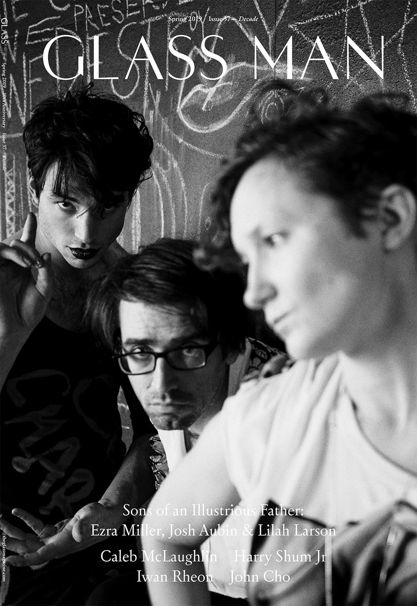 glassmagazine's tweet image. Three-piece @SonsOAIF, turn harsh realities into cultural gold in our 10th anniversary issue⁣
Photographer: Tomo Brejc
Stylist: Alessia Ansalone
#TheGlassMagazine #Issue37 #Sonsofanillustriousfather #10YearsOfGlass⁣