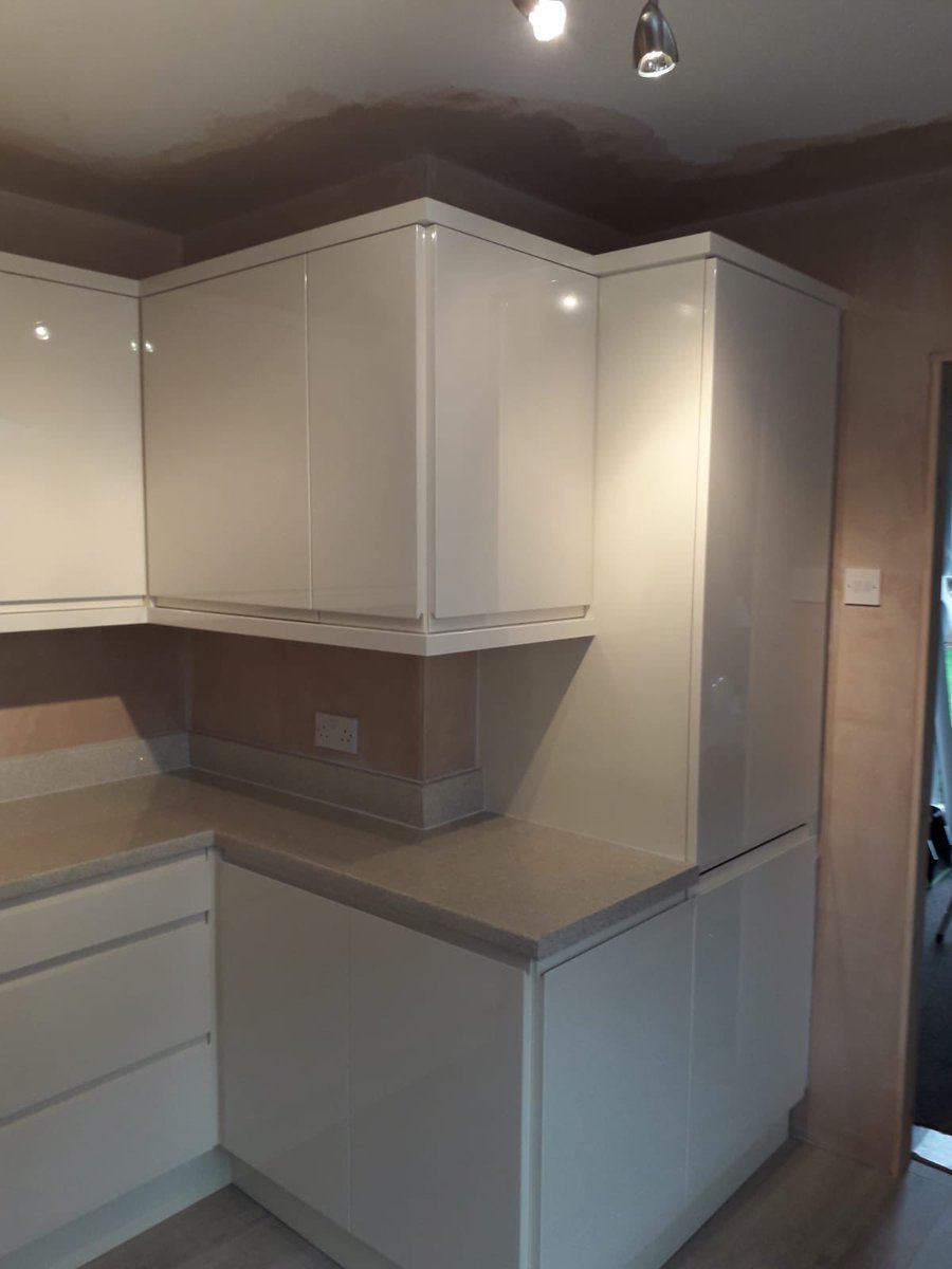 Greyhound Kitchens tweet media