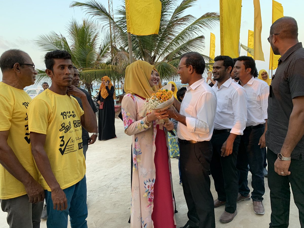 Rawhoo_'s tweet photo. Raees @MohamedNasheed Thoddu Dhaaira ge Candidate @HassanShiyaan ge #Agenda19 Campaign ah #AlifAlif Rasdhoo ah vadaigathumun hoonu Maruhaba eh dhannavaifi
#Agenda19
#majilis19thilafathah https://t.co/xjtg6pg6Jp