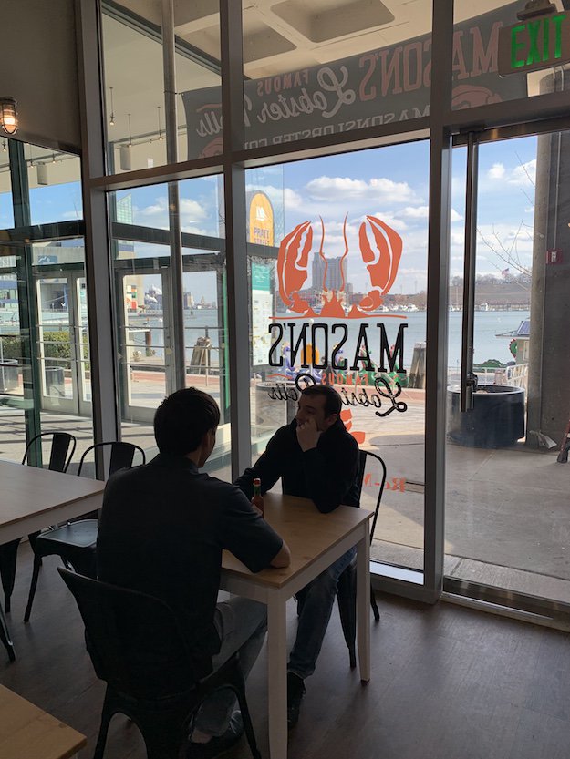 downtowndiane's tweet image. A new restaurant selling lobster rolls opens at #Harborplace; a new menu of pretzels and pizza in #LocustPoint; and a chance to tour the #InnerHarbor by kayak. us3.campaign-archive.com/?u=61497a494b7… …  via @South_Bmore @BaltimoreMD #Baltimore
