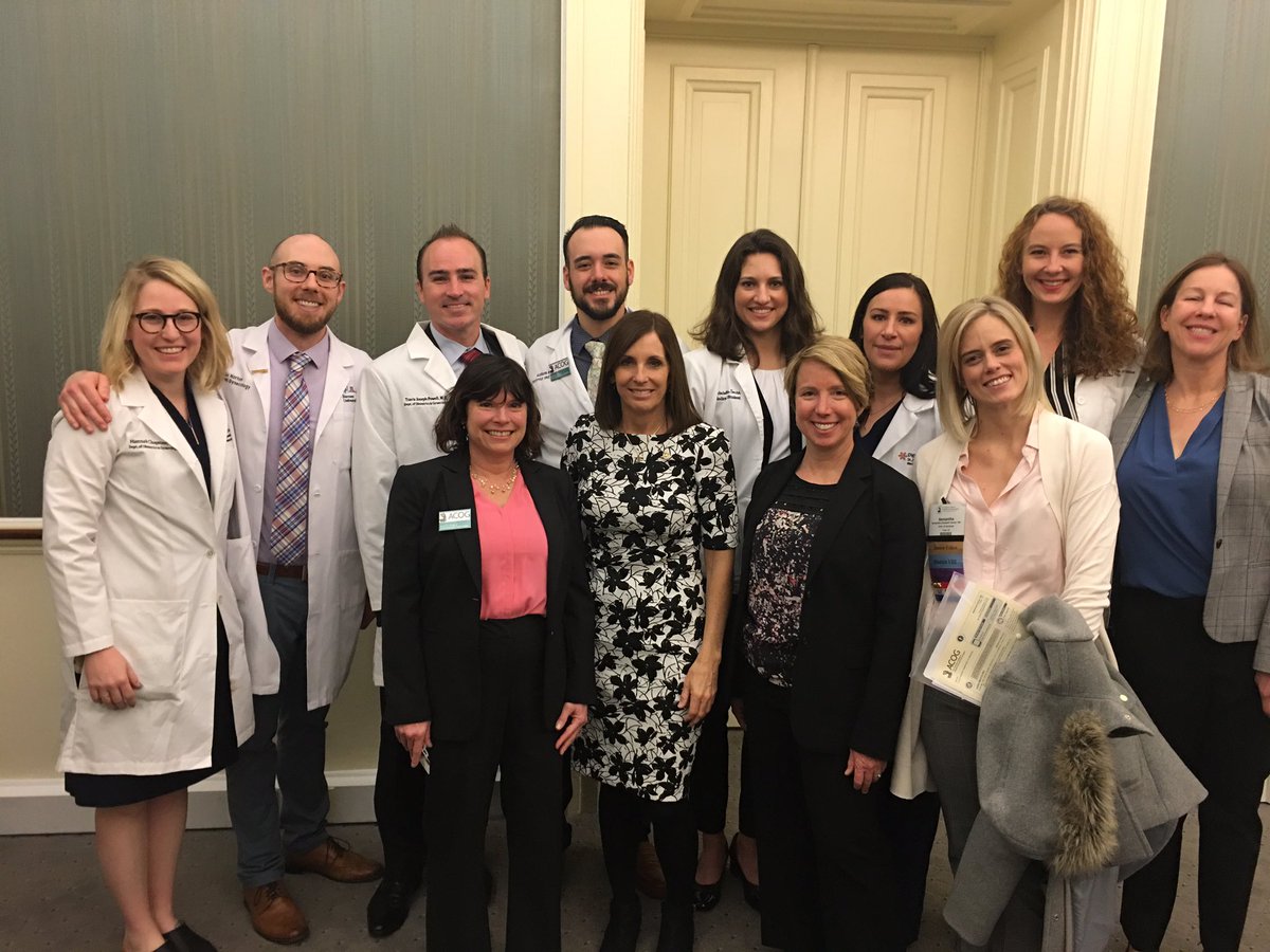 iaddis's tweet photo. Thank you @SenMcSallyAZ for your support of the #Momnibus! We want to continue to decrease #MaternalMortality and improve #WomensHealth in AZ. #AccesIs healthcare. #2019CLC #GrandCanyonCoffee @ACOGAction https://t.co/kzjEzoNKeM