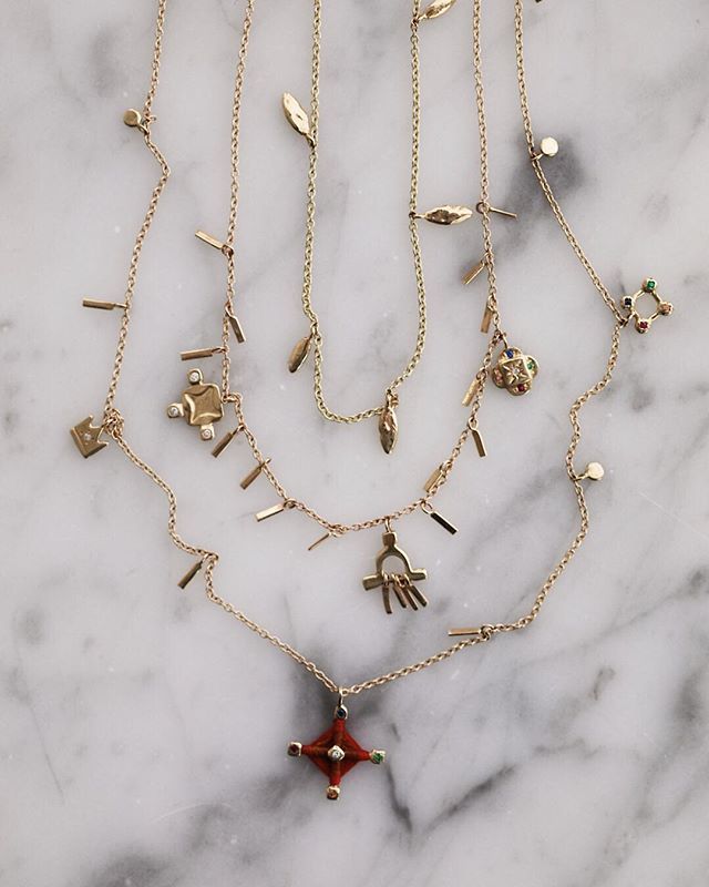 These Spring charm necklaces are giving us all the feels. Wear them alone or later them with one of your more simple everyday pieces. Tap to shop.
.
.
.
.
. #gold #rings #bracelets #necklace #shop #Ctwf #considerthewldflwrs #wldflwrink #vsco #vscocam #fa… ift.tt/2Jm92HN