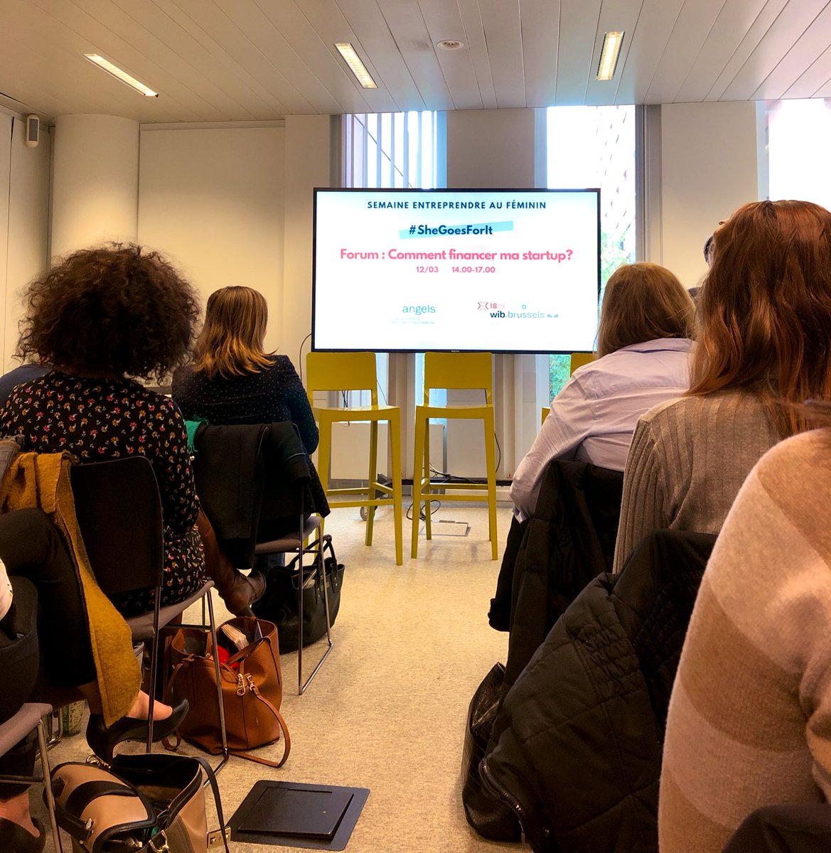 anissa_bt's tweet photo. Financer sa start up ✊🏼 #workshop #Brussels #female #entrepreneur #startup #freestylelab #culture #art #independent
@1819_brussels @beangels_be https://t.co/Tv0Cqd0sbC