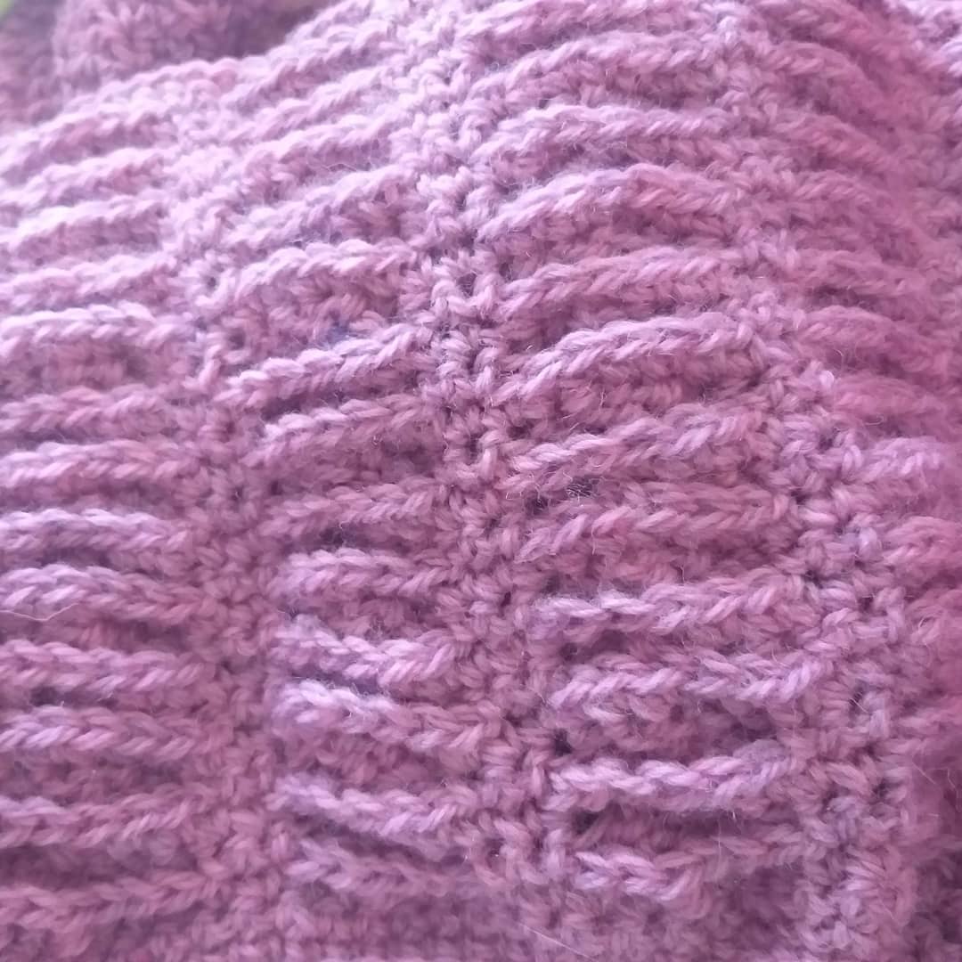 Teodo_Ra's tweet photo. Cardigan punto trenzado a crochet https://t.co/c1JrlLPq3d