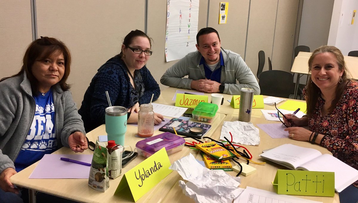 These awesome <a href="/wsisdschools/">White Settlement ISD</a> 5th grade history teachers spending a day of their spring break learning how to #ThinkLikeAHistorian <a href="/ESCRegion11/">ESC Region 11</a> 😎