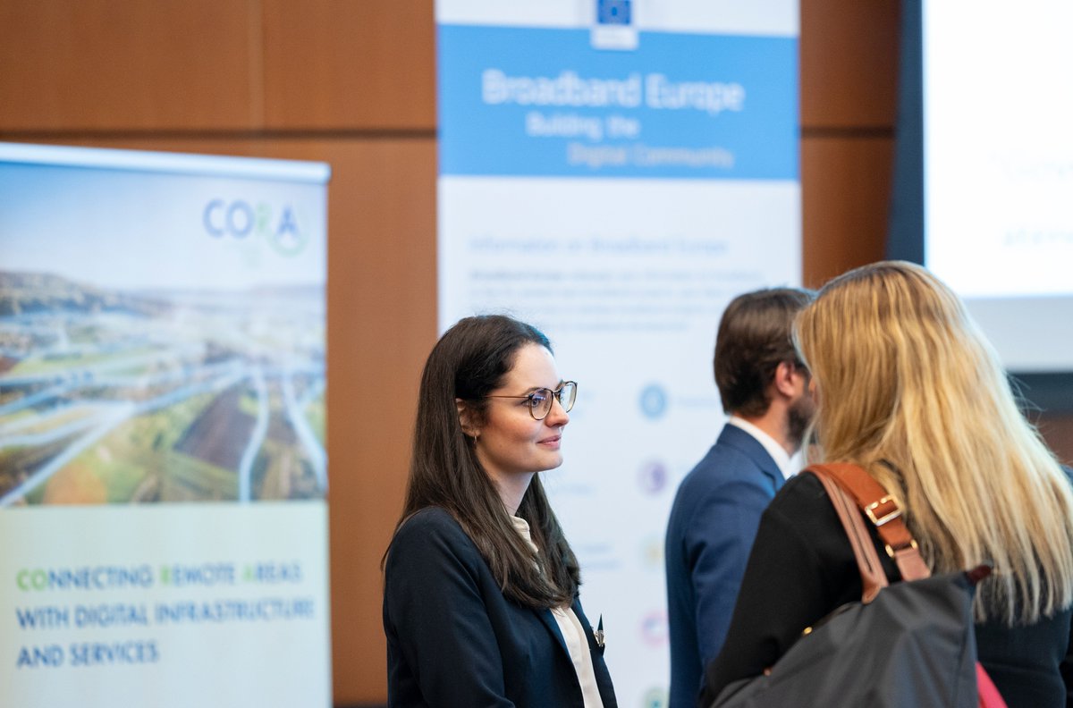 aconiumGmbH's tweet photo. #GovernmentalDay Workshop running: P. Khodabakhsh (#ateneKOM) welcomes the participants with focus on digitalisation in rural areas. Policy update of @EU_Commission by A. Rotileanu (@DG_Connect) with facts on #WiFi4EU. Promising start, more soon. @FTTHCouncilEU #FTTH19 #broadband https://t.co/qEgI1d7XwS