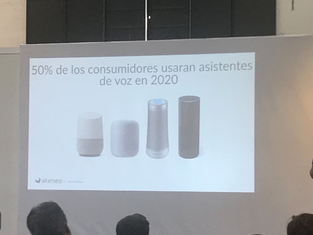 mvvv22's tweet photo. La nueva experiencia del cliente con los asistentes de voz  es la piedra angular de los datos del productos #eshowBCN #alexa #homepod https://t.co/p2XplpZkGy