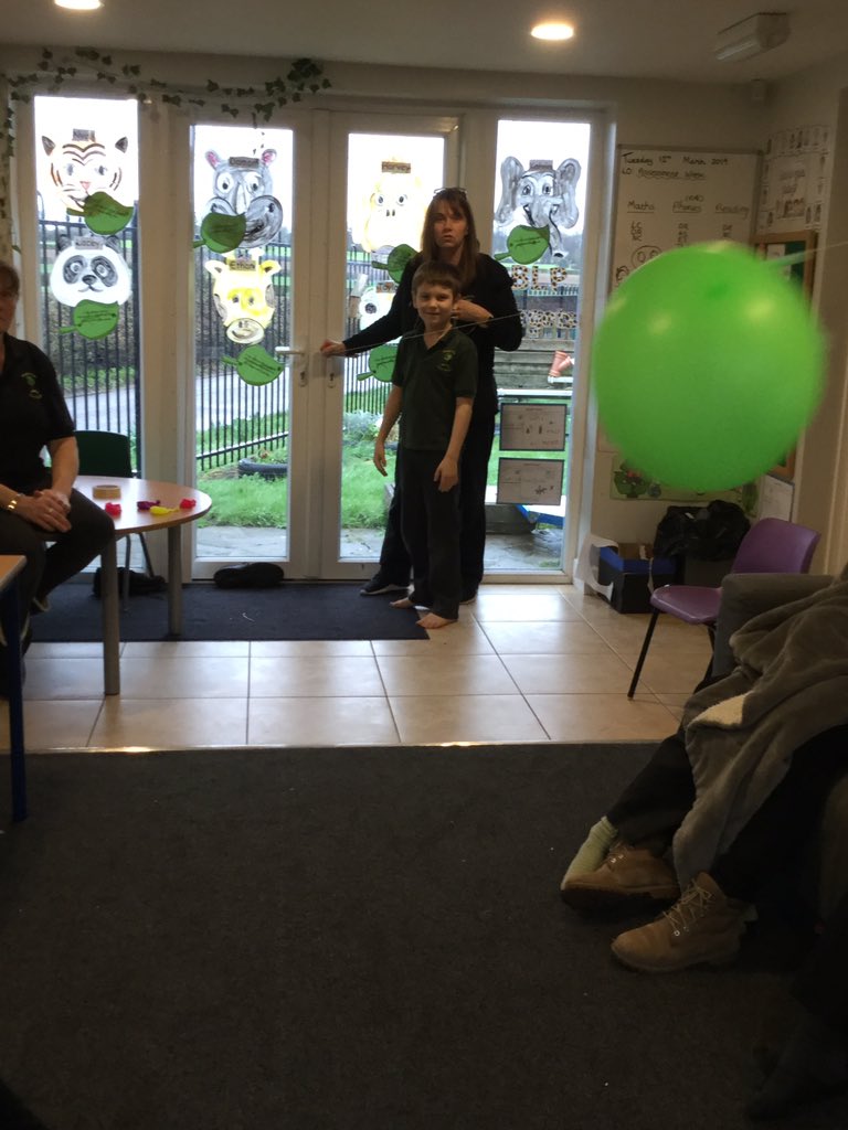 mvfsweb's tweet photo. The BLP are loving our Science Week activities! ๐ ๐ #balloonrocket #airpower ๐ญ #skittleexperiment #diffusion https://t.co/JFPIhPOWM8