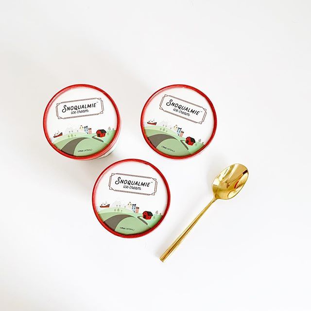 SnoqIceCream's tweet photo. All you need in this world is a pint of ice cream and a spoon. #icecreammakesyouhappy https://t.co/kSvccX5LDr https://t.co/fTA64tvgth
