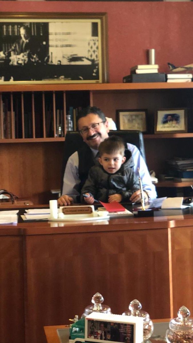 Muhammed (@muhammedynr3) on Twitter photo Değerli başkanımız Veysel Tiryaki’nin doğum gününü kutlar, vatanına milletine hayırlı işler yapmaya devam edeceği mutlu,huzurlu bir ömür geçirmesini dileriz. <a href="/vysltiryaki/">Dr. Veysel Tiryaki</a> Değerli başkanımız Veysel Tiryaki’nin doğum gününü kutlar, vatanına milletine hayırlı işler yapmaya devam edeceği mutlu,huzurlu bir ömür geçirmesini dileriz. <a href="/vysltiryaki/">Dr. Veysel Tiryaki</a>