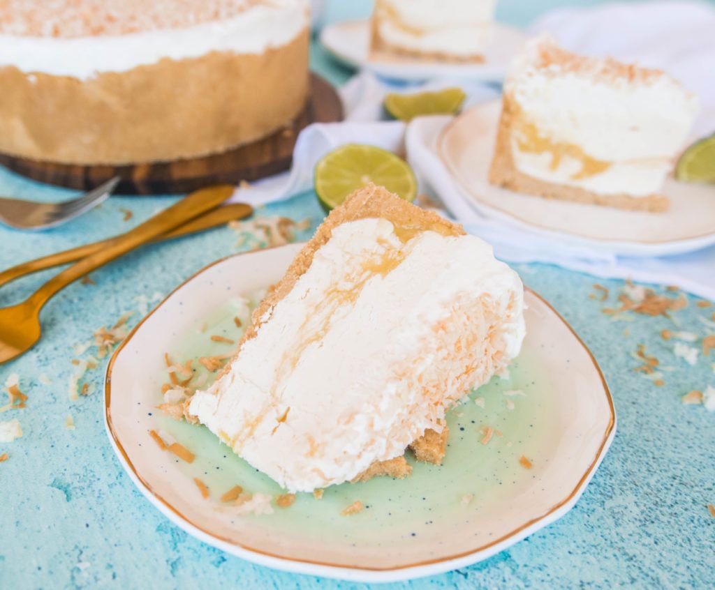 No-bake coconut lime cheesecake! It's unbelievably delicious! #coconut #cheesecake buff.ly/2Fq4N6x