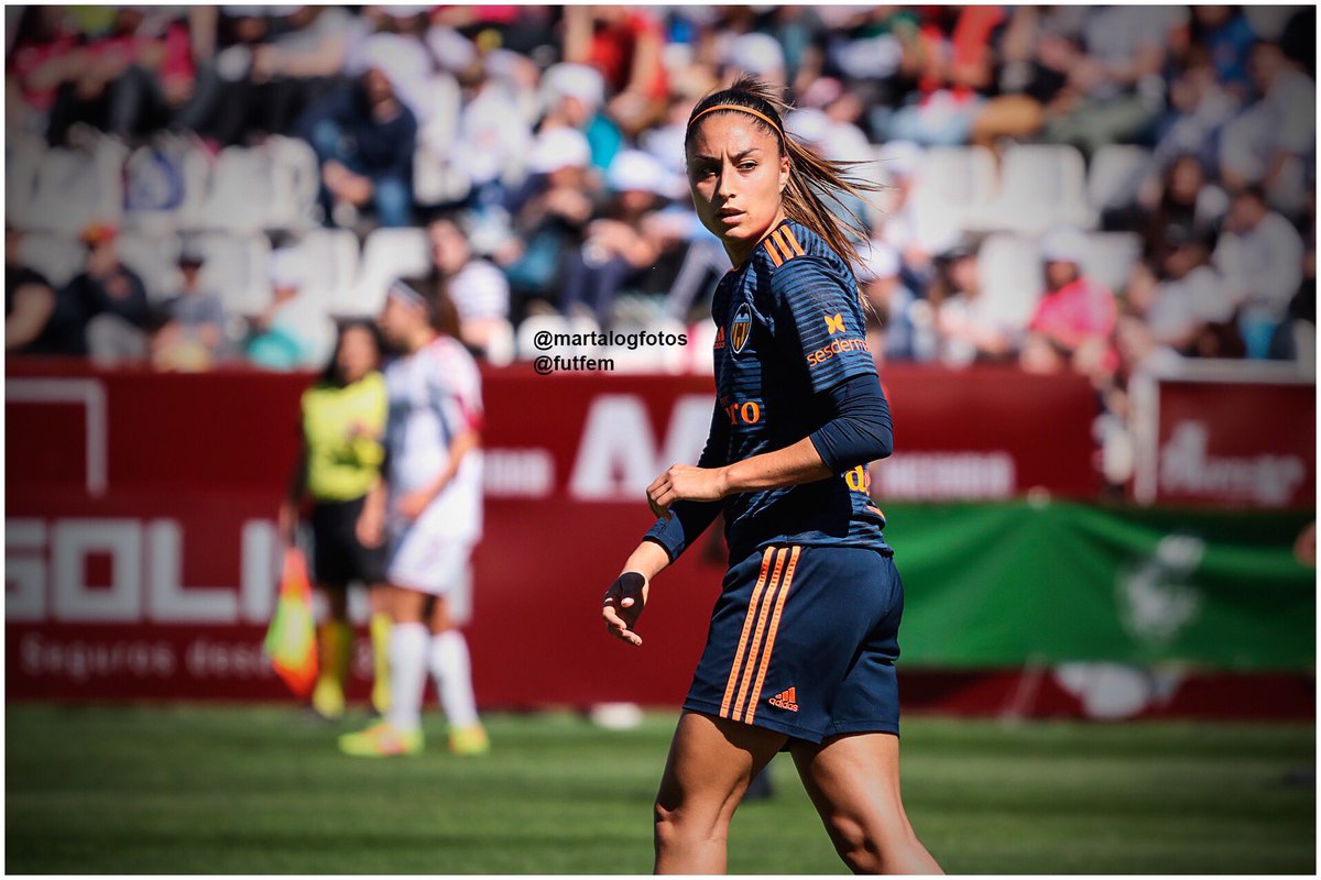 martalog90's tweet photo. Todo llega. Brutal la experiencia en el Carlos Belmonte con el VCF.
Todas las fotos en el face de @Futfem; https://t.co/wIxasuQjDr https://t.co/JGBNQvAi3o
