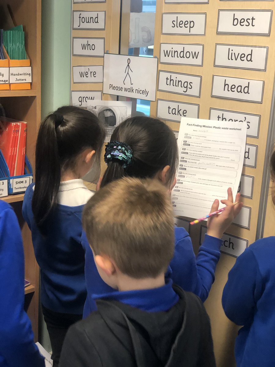 DeanburnPSP6MC's tweet photo. On a fact finding mission to learn about plastic waste! Did you know there could be more plastic than fish in the oceans by 2050? #DPSWasteWeek #WasteWeek2019 @EcoSchoolsScot https://t.co/DKQOhdXjPU