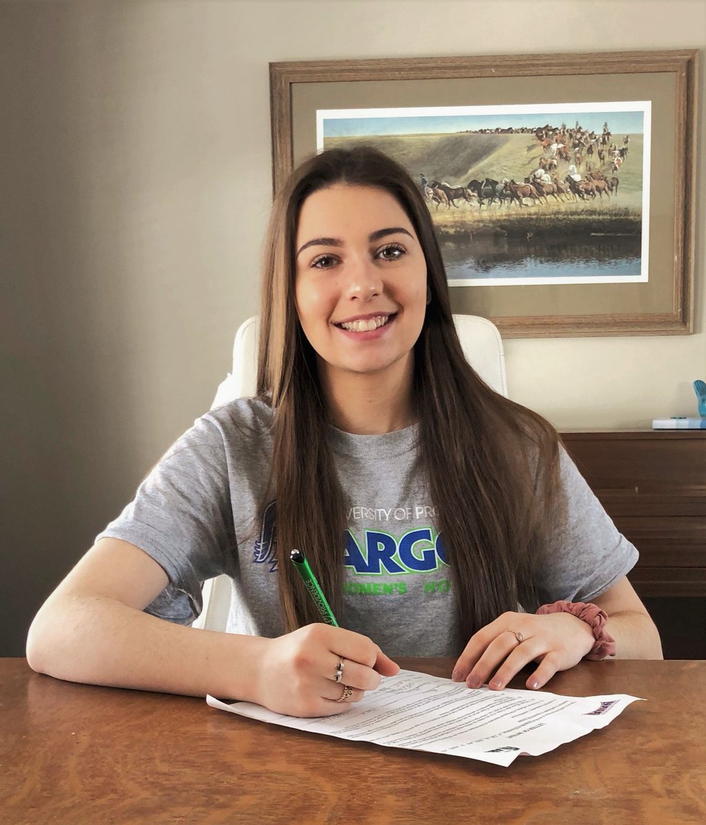 UPArgosWHockey's tweet photo. Congratulations to Alana Place, from Calgary, Alberta our newest signee for the Argos women's hockey team! https://t.co/trzDUR3Fv7