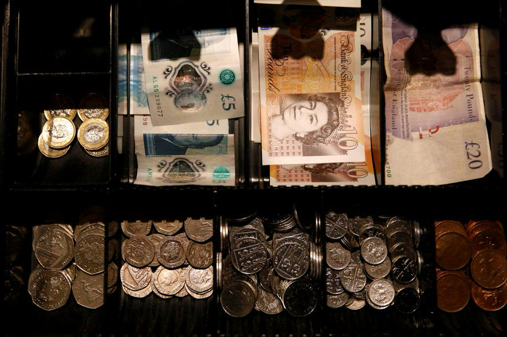 ReutersBiz tweet picture