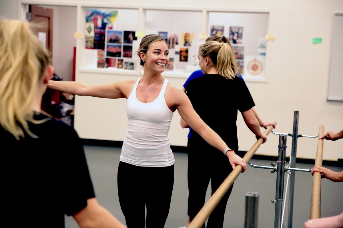 McDonoghSchool's tweet photo. Thank you to Rebecca Voelpel for sharing your experiences as a ballerina with our students today and conducting a great ballet master class. #mcdperformingarts #mcddance #masterclass https://t.co/7GEnQEHubu