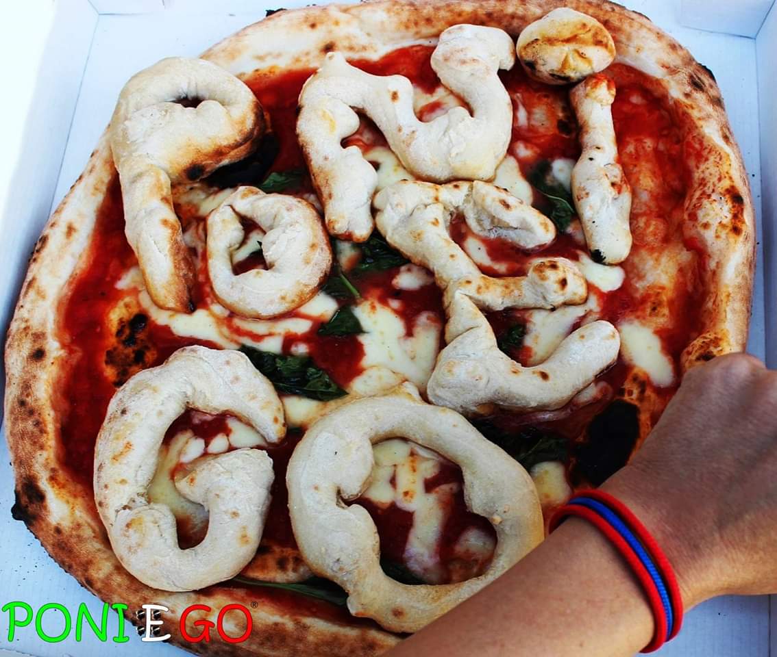 PONIEGO's tweet photo. Buona cena 💙
#poniego #pizza #food https://t.co/OwXs1yb7vC