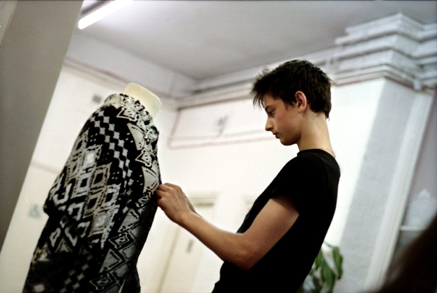 It's Sewing Hub tomorrow! 5-9pm, bring your pals, projects &amp; playlists, materialise your dreams!