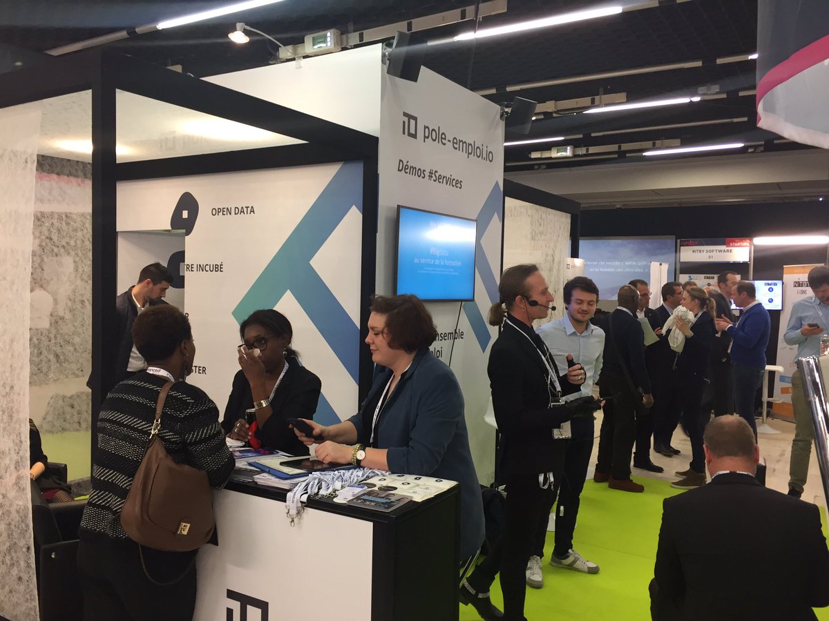 tapnjob's tweet photo. Merci à l’équipe @poleemploi_IO d’avoir invité les partenaires des services de l’#openinovation au #BigDataParis2019. Merci pour votre aide aux startups pour favoriser l’emploi. https://t.co/VS6oMWjIGO