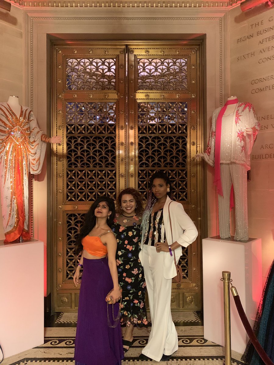 MahimaSaigal's tweet photo. Fab time @TDFNYC gala last night w @_gadkins @mayadevi_ross #TDFREMIXED https://t.co/LdPfk9OhCz