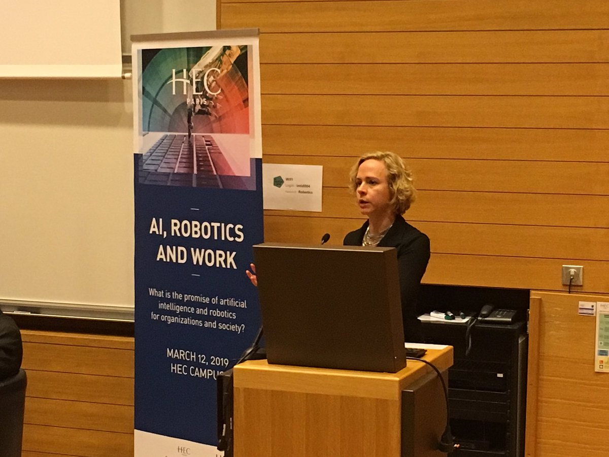 HECParis's tweet image. How do we leverage data analytics to find the right problems to solve and have a positive impact on our society? The solution is not as simple as creating algorithms that might work, according to Meghan Anzelc @SpencerStuart #HECfutureOfWork