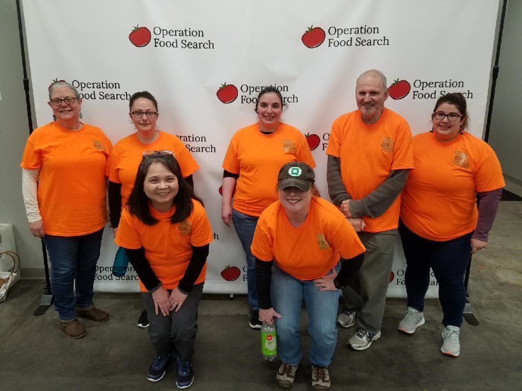 MissouriRevenue's tweet photo. St. Louis Field Compliance Bureau employees helped @OPFoodSearch by packing, marking UPC codes, and sorting food last weekend. DOR employees appreciate the opportunity to serve our communities and look forward to continuing to serve in the future. #DORGivesBack #WeServeMo https://t.co/BtmkSkS50U