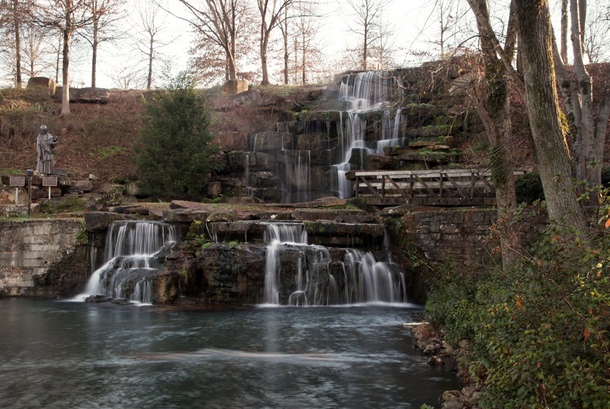 Looking for a weekend adventure? Check out our North Alabama Waterfall Trail, and we've even put together several itineraries for you. 💁🏻‍♀️ Click the link for more info. #visitnorthal #traveltuesday #northalabamawaterfalltrail 
#weekend #adventure northalabama.org/trails/waterfa…