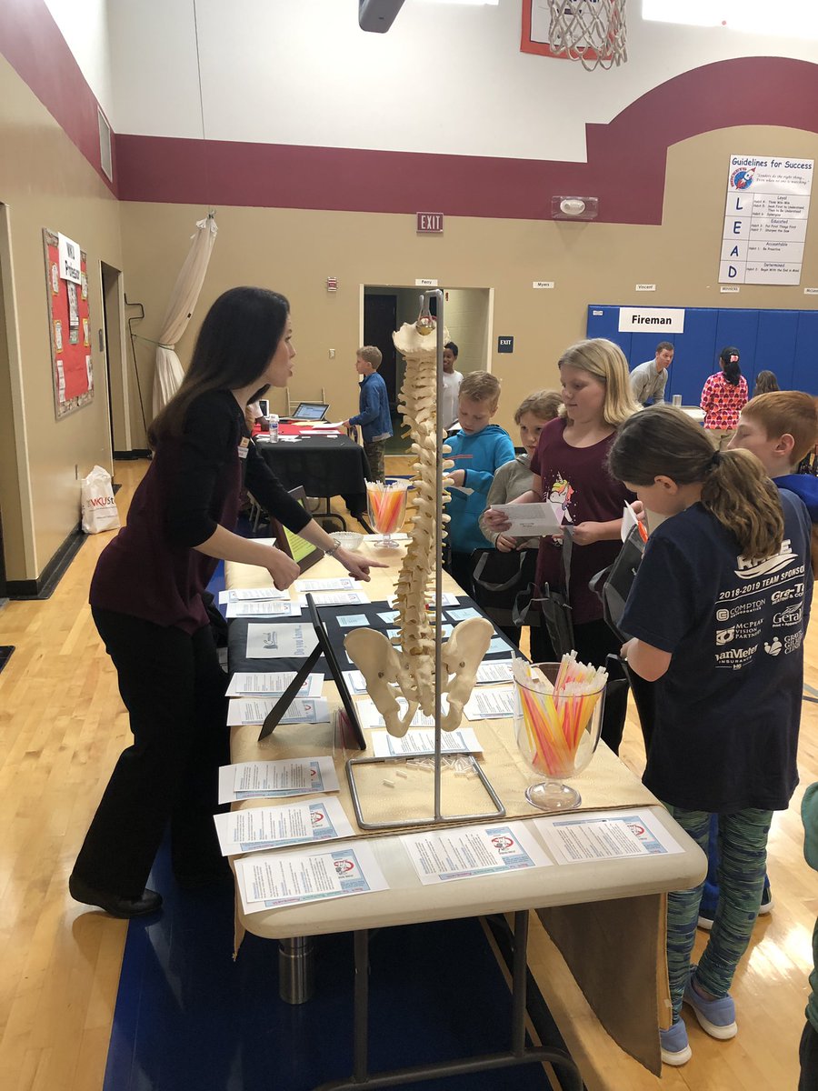 MrsPearsonJRES's tweet photo. Career Fair was great!  Thanks to all who shared their careers with us! @JresRockets #rocketohana https://t.co/w3Z1MmEJQ0