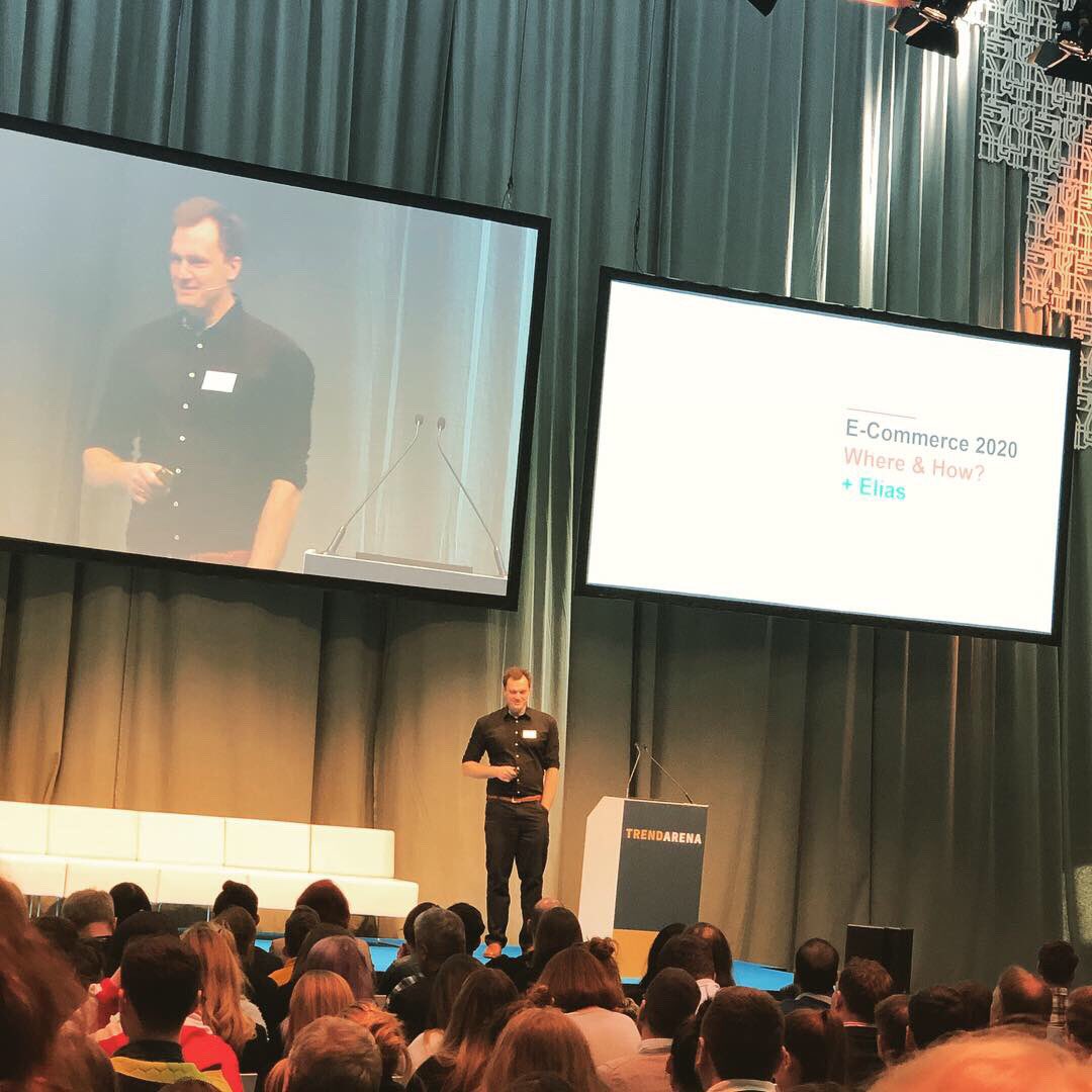 KulzerFlorian's tweet photo. Super inspirierende Vorträge von Frank Thelen &amp; Alexander Graf und vielen anderen Speakern auf der #internetworldexpo2019 #InternetWorldExpo https://t.co/DxVW9QAnyQ