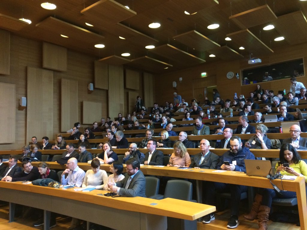 HECParisSnO's tweet image. &quot;We are very happy to welcome you at the 4th annual conference of the #snocenter on #AIandRobotics #HECfutureOfWork &quot; Professor Mitali Barnerjee - What is the impact on our society and organizations ?