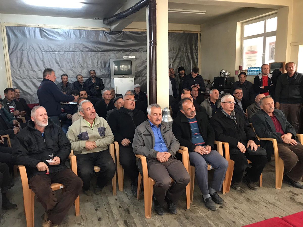 gulayaricigil's tweet photo. Hüyük’te Mahalle ziyaretlerimize Değirmenaltı Mahallemizle devam ediyoruz.
  #TevazuSamimiyetGayretile 
#BelediyeİşiGönülİşi https://t.co/uTnQDJgj9t