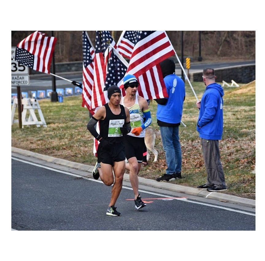 YesidRun18's tweet photo. Mi esperanza volvió tras el flameante sonido de las banderas y la música al andar por 42 kilómetros.

FUE MI VOLVER A NACER.

#Tb Rock an Roll Washington Marathon 🔥🇺🇲🎇🎸💚 https://t.co/fkC4MMH9vn