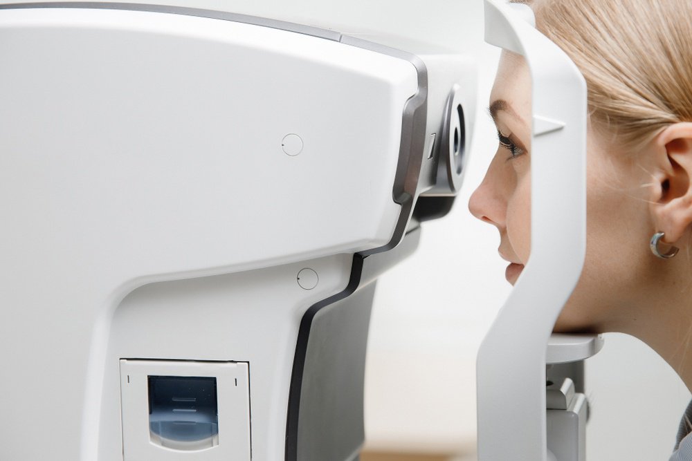 karenlockyeropt's tweet photo. Our 4D Advanced OCT scan allows us to spot the first symptoms of #glaucoma before it affects your #vision. Why not book yours this World Glaucoma Week?  https://t.co/XibmzVbvJH #glaucomaweek https://t.co/d91i7JbSJ1