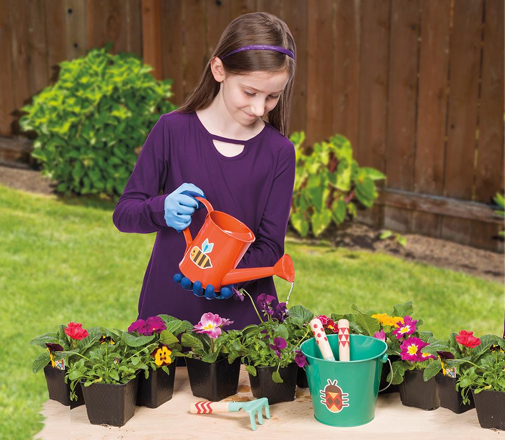 toysmithtoys's tweet photo. Happy Plant a Flower Day! Celebrate the coming of Spring with a little gardening. Beetle & Bee are here to help your garden grow! #toysmith #toysmithtoys #toys #play #playwithtoysmith #beetlenbee #gardening #spring #plantaflowerday #greenthumb #lessmean #moregreen https://t.co/3VdD4In1N1