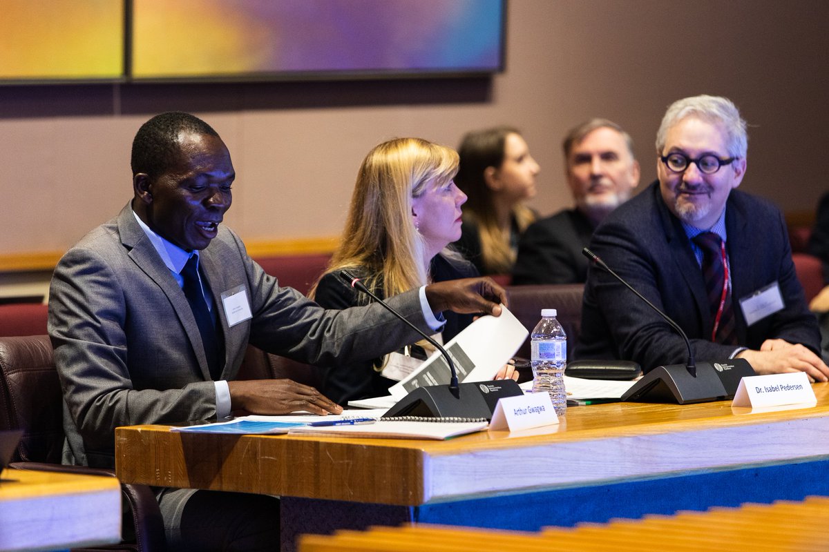RightsGAC's tweet photo. How will #AI impact governance & foreign policy? New technologies present many challenges - we look forward to insights from our experts @RightsGAC today! @j2bryson @AI_RRI_Ethics @isabel_pedersen @hugo_cyr @arthurgwagwa @Rchards @mjmrsc @saa_rizvi #GlobalAffairsAI https://t.co/ZzePMsZvTl