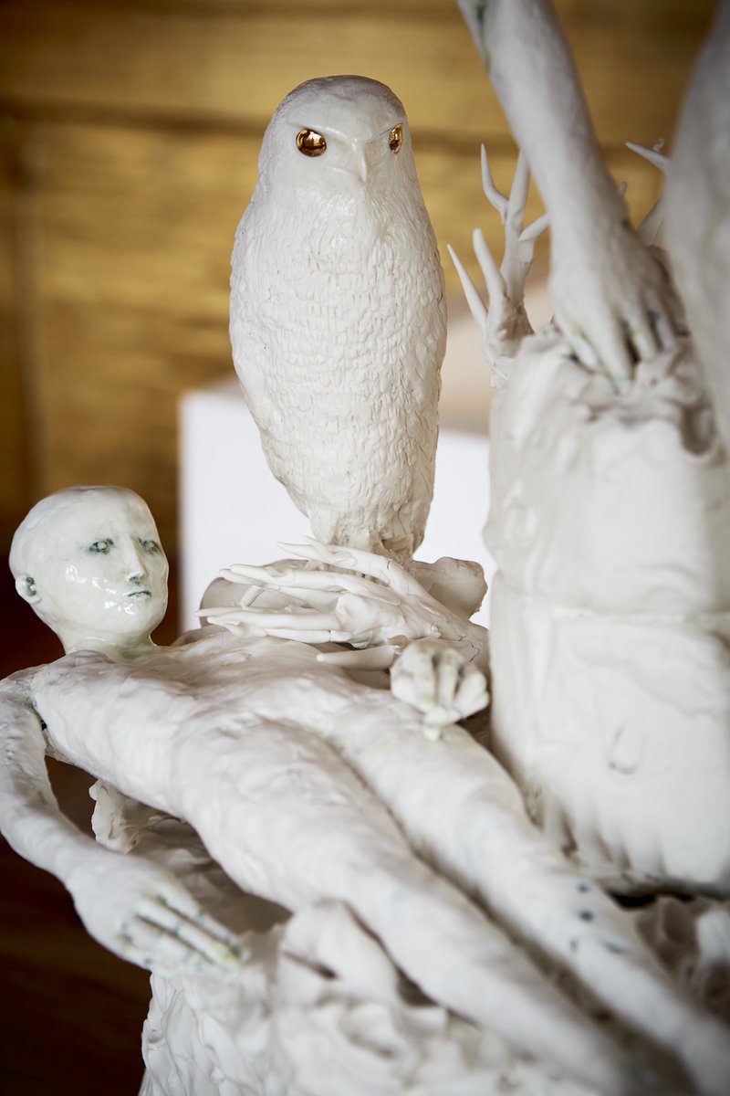 “Between my finger and my thumb” by Claire Curneen, closes Thursday. Make sure to stop by before it's too late!
#oneroom #Design #Gallery #homedecor #art #Interiors #ceramic #scuplture <a href="/clairecurneen/">claire curneen</a>