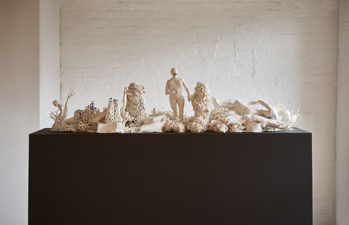 ONEROOMGALLERY's tweet photo. “Between my finger and my thumb” by Claire Curneen, closes Thursday. Make sure to stop by before it's too late!
#oneroom #Design #Gallery #homedecor #art #Interiors #ceramic #scuplture @clairecurneen https://t.co/s06riIaFMH