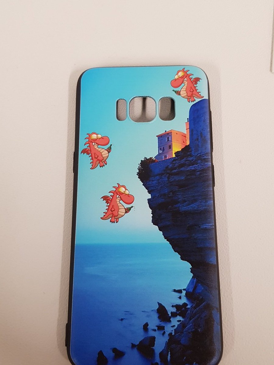 Neues Handy neue Hülle 😅
<a href="/OskarPannier/">Schagges</a> <a href="/Tendro/">Maik</a>