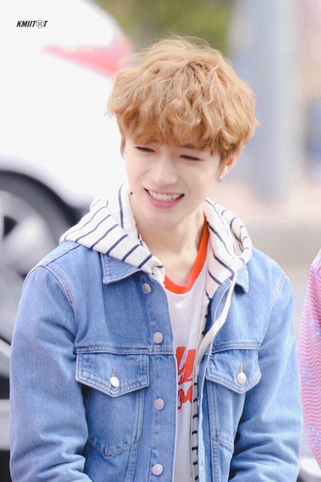 KMIITXT's tweet photo. I love your smile:) 💕

#최범규_생일축하해_빠방
#HAPPYBEOMGYUDAY 
@TXT_members https://t.co/fAxoDH00fW