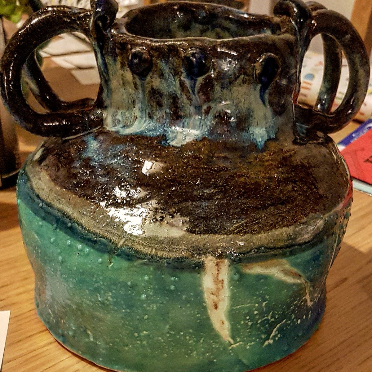luckytiger199's tweet photo. A quick pic from our messy table!  I am all about the bubbled glaze at the moment!

#ceramics #urn #vase #handbuilding #feeltheurn #handmade #luckytiger #creative #craft #imadethis #bubbles https://t.co/J5KT7aqXsG