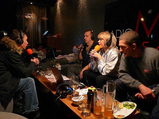 monsieur_malher's tweet photo. Ajout de photos. En janvier 2009, sur Radio Monaco, Malher a reçu Françoise Conconi à la Brasserie de Monaco pour le Rallye de Monte-Carlo. https://t.co/vQdF6ykGxT #malher #radio #mapoule #sunset https://t.co/SmOivVSpm9