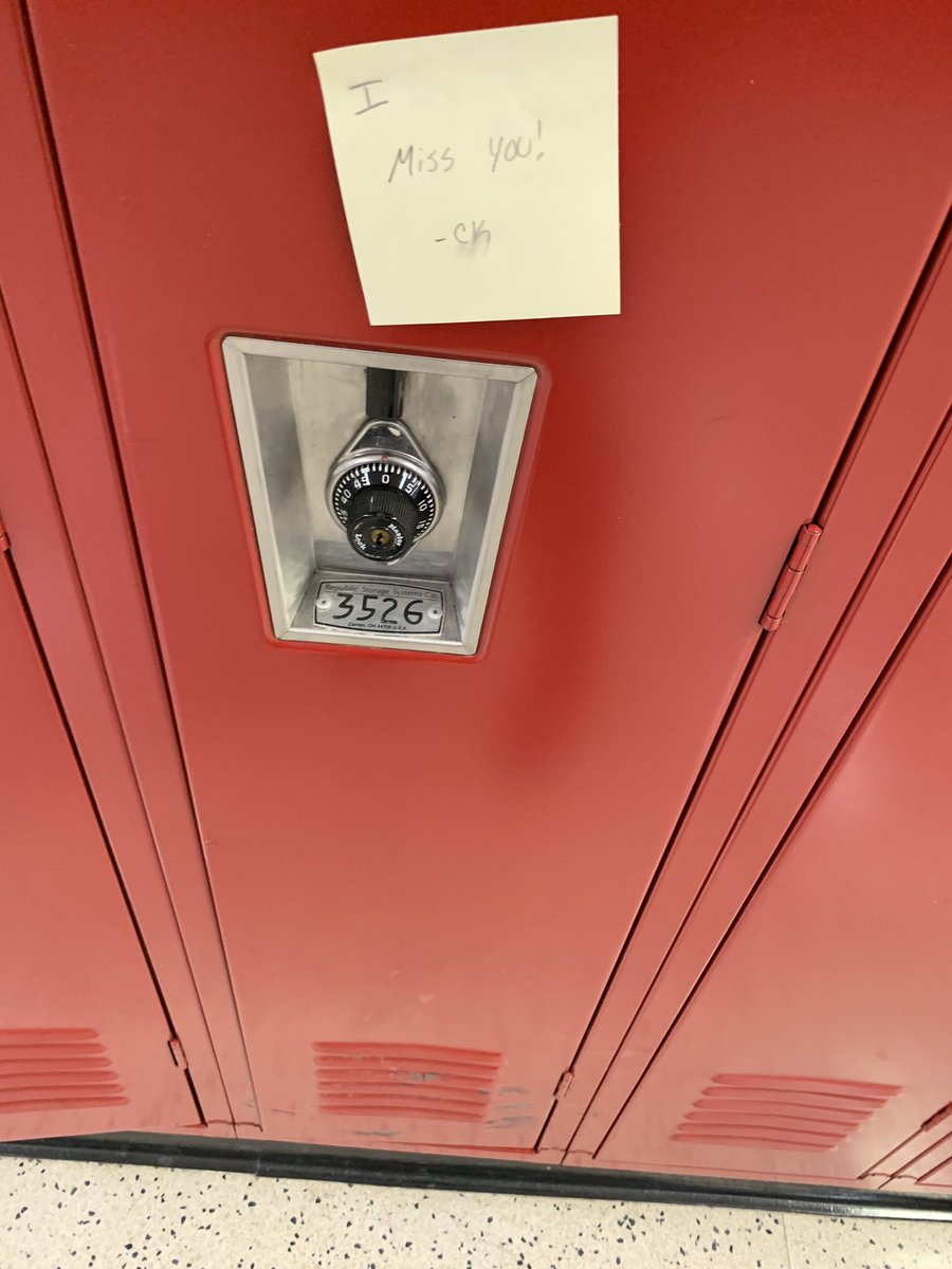 ChelseaGuggenbi's tweet image. Random acts of kindness at Jay County High School! Students being kind #swagactivity #wegotswag
