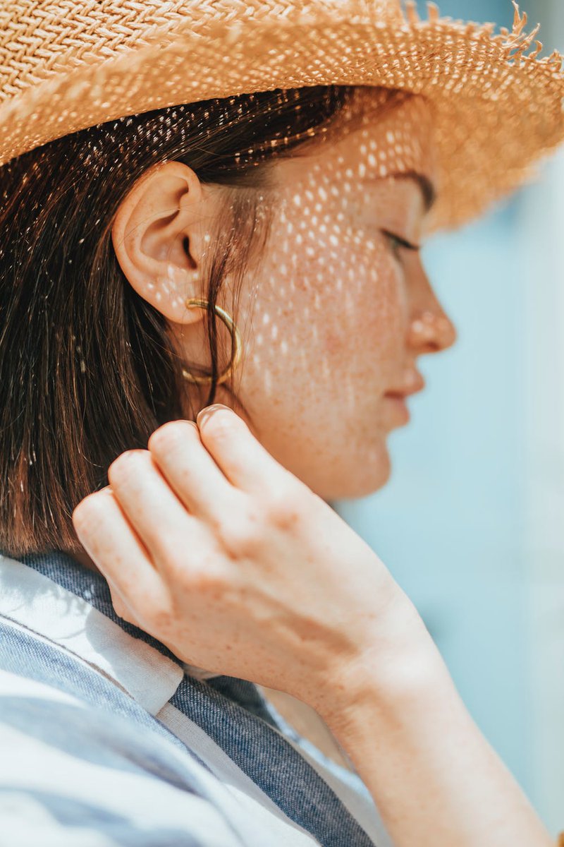 ShapingFacesUK's tweet photo. A patient may be unhappy with a large, small or asymmetrical lower (mandible) or upper jaw (maxilla), their profile, or may wish to enhance or reduce the size of the chin with a genioplasty.

Are you one of them? 
Contact us!
https://t.co/cBXgwk4PHp
#JawSurgery #London #Beauty https://t.co/7IQ217QtBg